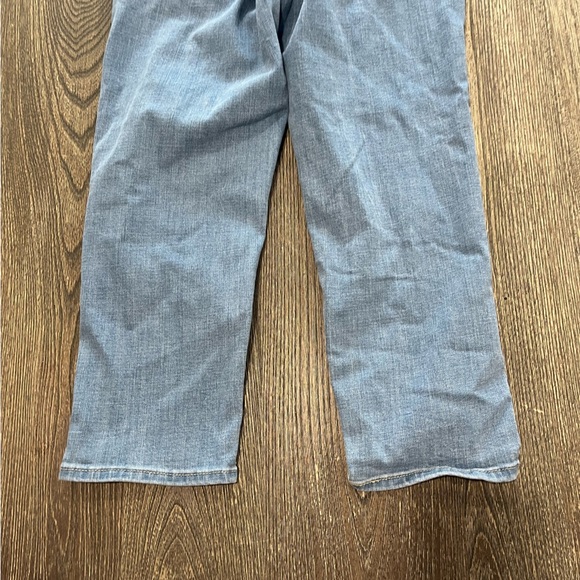 Levi's 311 Shaping Skinny Capri Jeans Mid Rise Denim Medium Wash Blue Size 27 - Picture 11 of 12